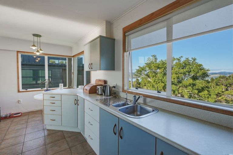 Photo of property in 31 Doves Bay Road, Kerikeri, 0294