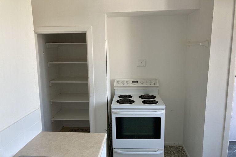 Photo of property in 87 Queens Drive, Lyall Bay, Wellington, 6022