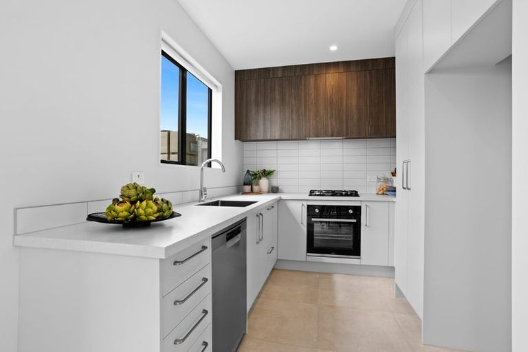 Photo of property in 9 Pahi Lane, Manurewa, Auckland, 2102