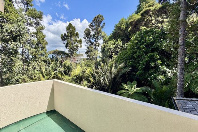 Photo of property in 107 Hadfield Street, Beach Haven, Auckland, 0626