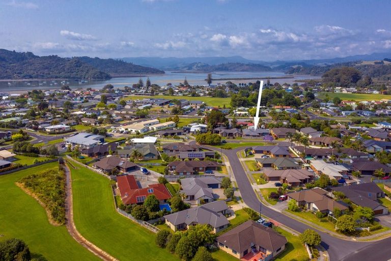 Photo of property in 18 Heritage Close, Whitianga, 3510
