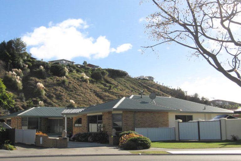 Photo of property in 48a Pukekura Place, Taradale, Napier, 4112