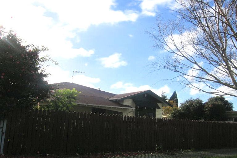 Photo of property in 9 Cuba Street, Takaro, Palmerston North, 4412