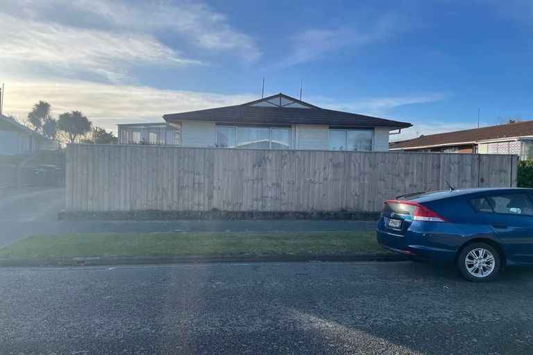 Photo of property in 46 Strathfield Avenue, Dallington, Christchurch, 8061