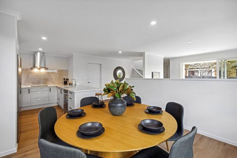 Photo of property in 10b Kotuku Street, Te Atatu Peninsula, Auckland, 0610