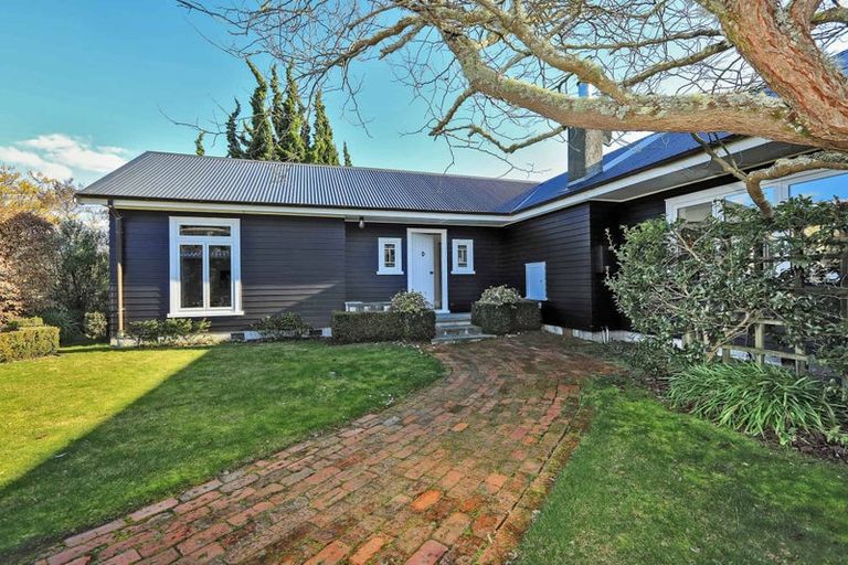 Photo of property in 56 Joll Road, Havelock North, 4130