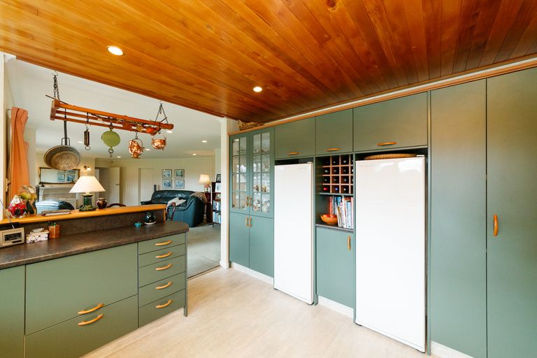 Photo of property in 62-64 Karina Terrace, Roslyn, Palmerston North, 4414