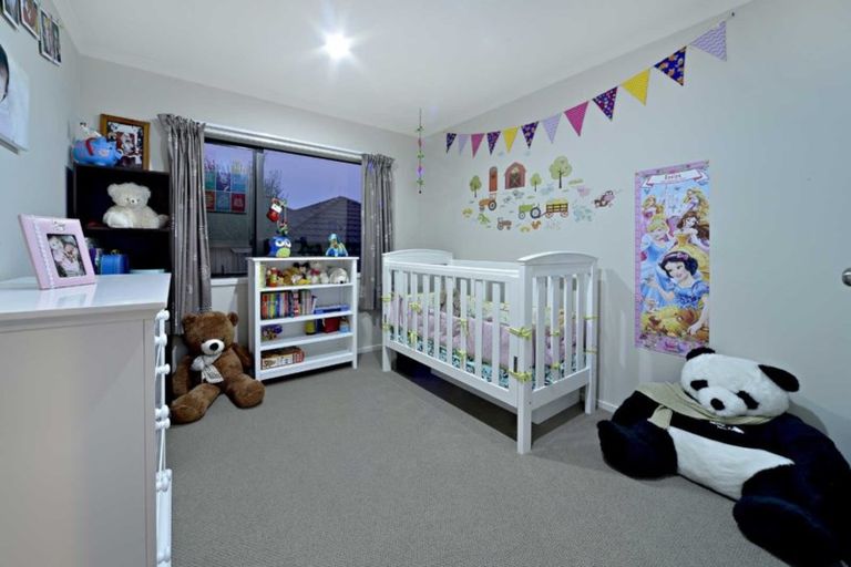 Photo of property in 4 Gordal Place, Flat Bush, Auckland, 2016