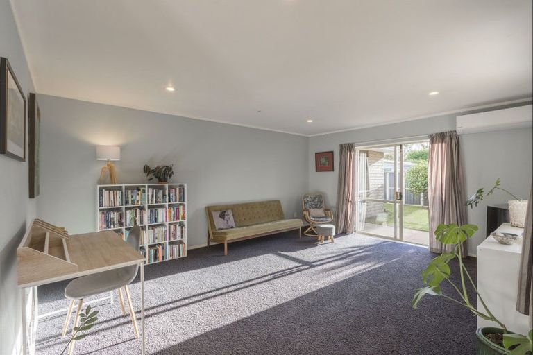 Photo of property in 23 Michael Road, Paraparaumu Beach, Paraparaumu, 5032