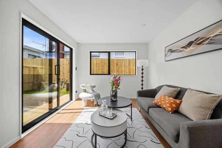 Photo of property in 4c Bettina Place, Manurewa, Auckland, 2102