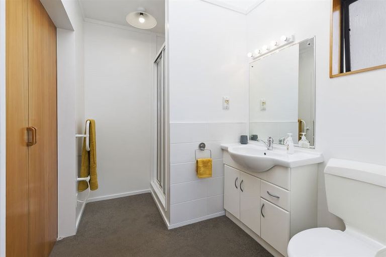 Photo of property in 22 Mercury Way, Whitby, Porirua, 5024