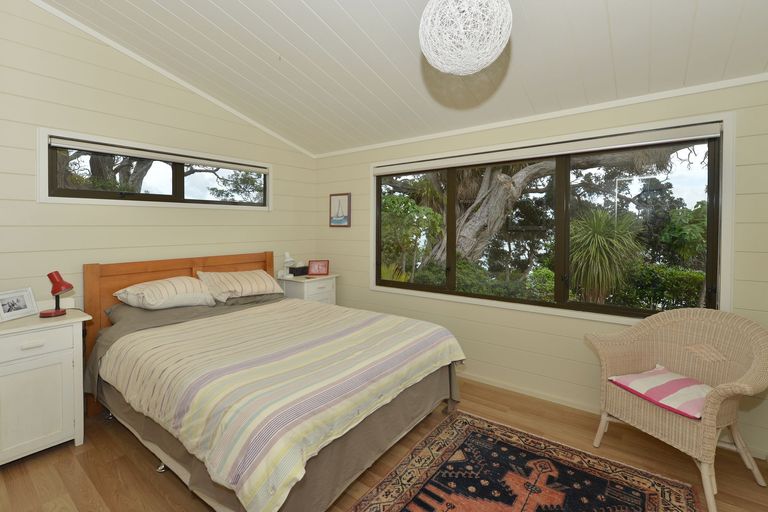 Photo of property in 136 Reotahi Road, Whangarei Heads, Whangarei, 0174