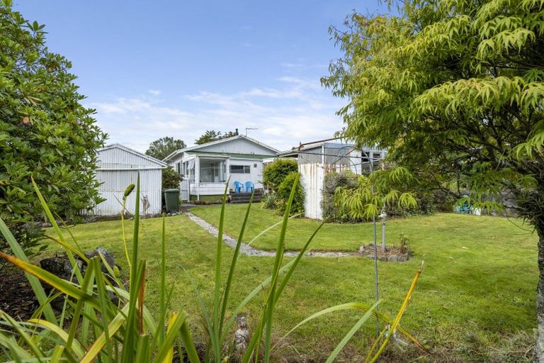 Photo of property in 22 Olivia Street, Stratford, 4332