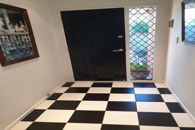 Photo of property in 112 Elizabeth Street, Riccarton, Christchurch, 8041