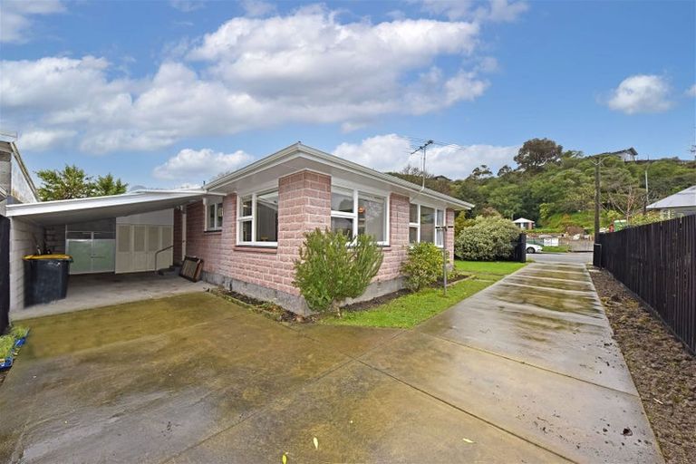 Photo of property in 203 Centaurus Road, Saint Martins, Christchurch, 8022