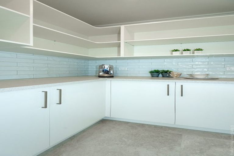 Photo of property in 10 Monarch Drive, Rolleston, 7614