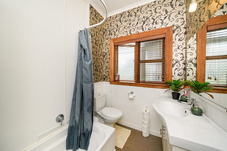 Photo of property in 125 Heretaunga Street, Palmerston North, 4414