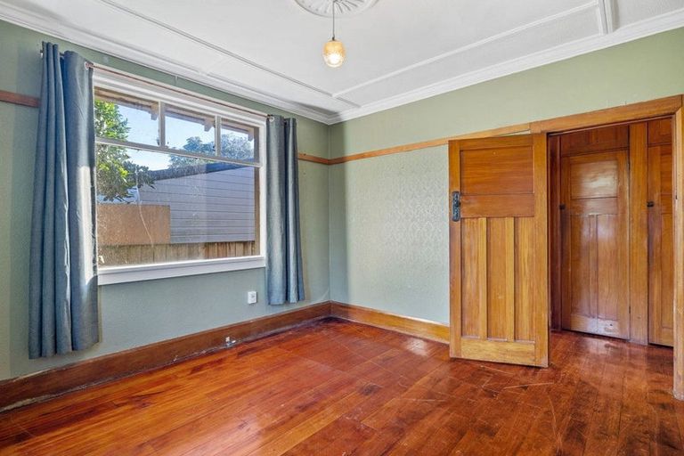 Photo of property in 8 Annandale Avenue, Takaro, Palmerston North, 4410