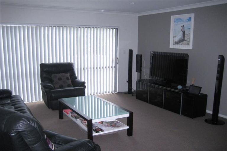 Photo of property in 6/46 Carlos Drive, Flat Bush, Auckland, 2016