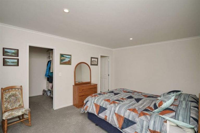 Photo of property in 2/27 Ngaio Street, Saint Martins, Christchurch, 8022