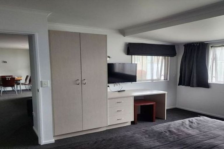 Photo of property in 12a-c Camden Street, Turnbull Thomson Park, Invercargill, 9810