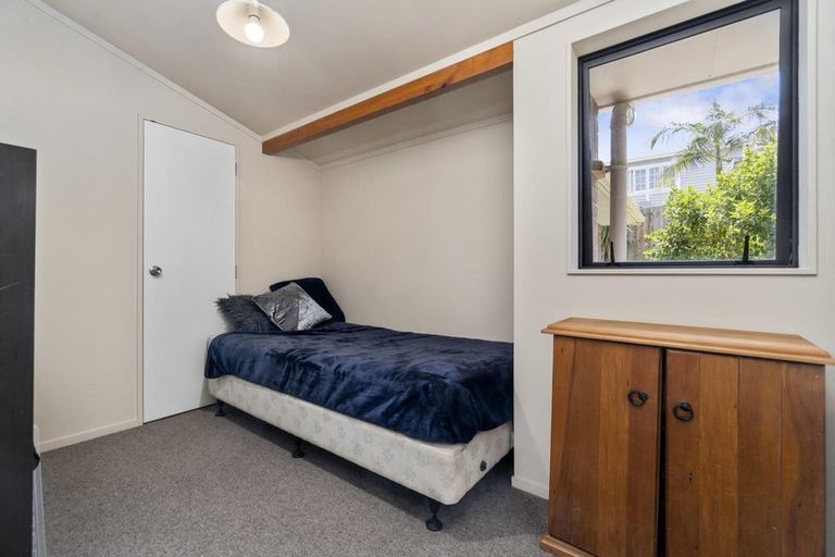 Photo of property in 95a Simpson Road, Ranui, Auckland, 0612