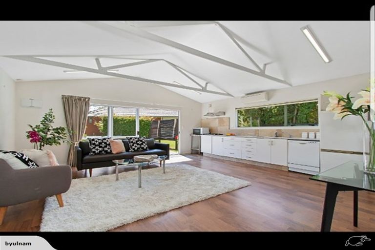 Photo of property in 6 Sealy Place, Bryndwr, Christchurch, 8053