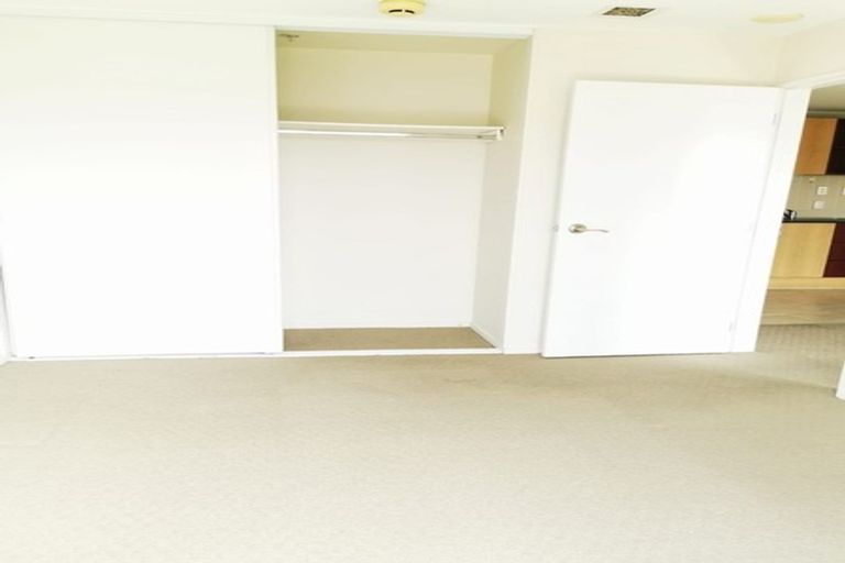 Photo of property in 2l/17 Crown Lynn Place, New Lynn, Auckland, 0600