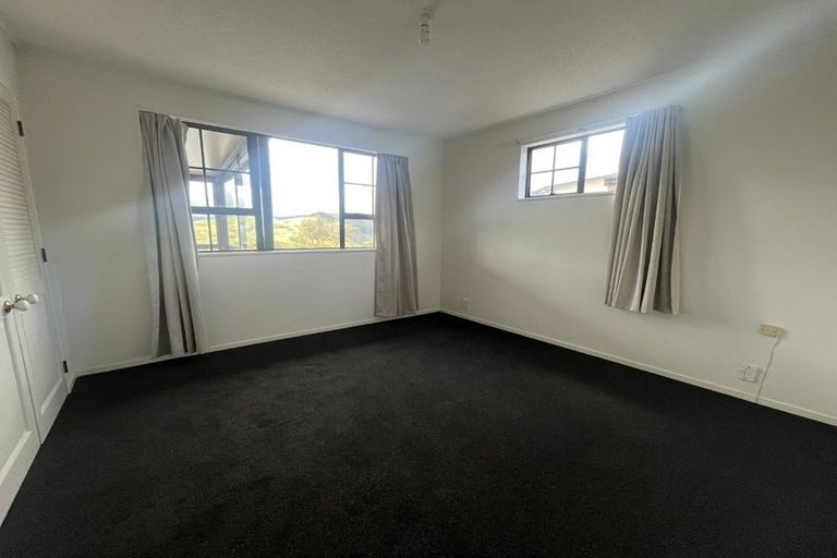 Photo of property in 169 Mark Avenue, Grenada Village, Wellington, 6037