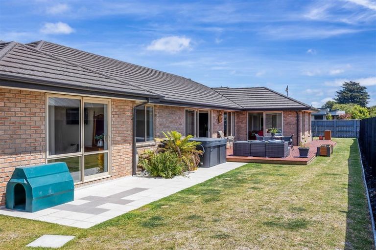 Photo of property in 9 Central Avenue, Prebbleton, 7604