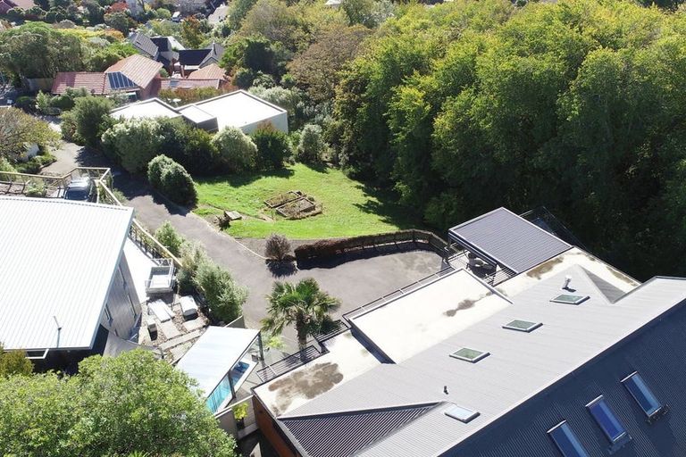 Photo of property in 12 Overdale Drive, Cashmere, Christchurch, 8022