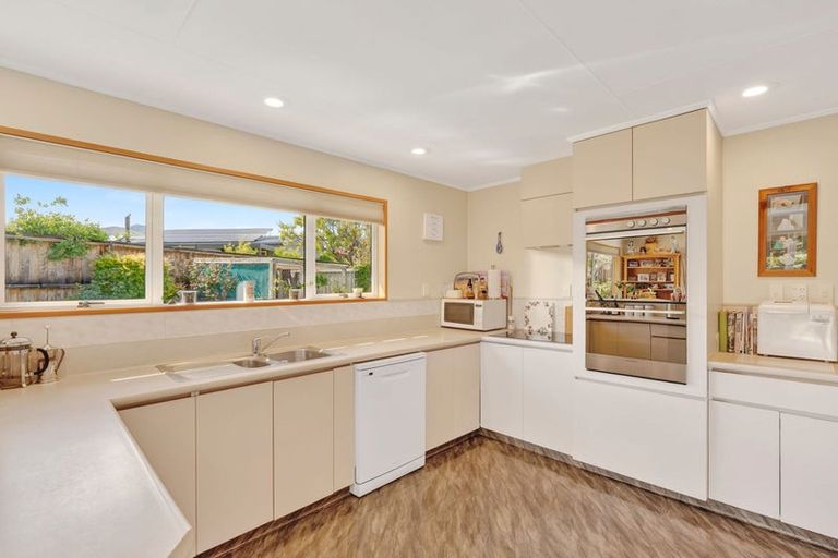 Photo of property in 114 Noema Terrace, Lake Hawea, Wanaka, 9382