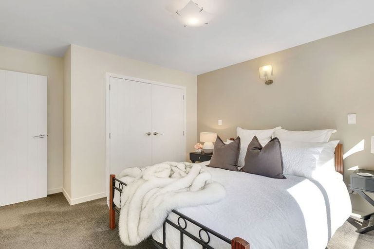 Photo of property in 19u2 Ranui Terrace, Tawa, Wellington, 5028