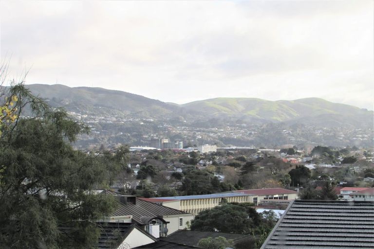Photo of property in 16 Mission Street, Waterloo, Lower Hutt, 5011