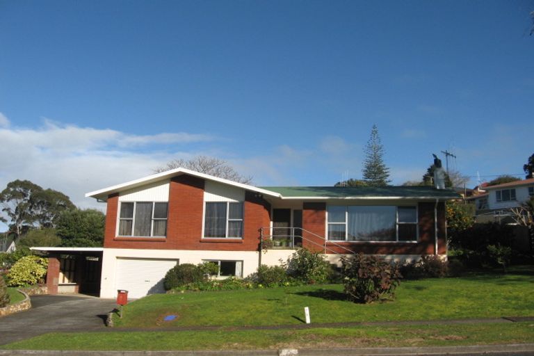 Photo of property in 6 Tait Street, Te Kamo, Whangarei, 0112