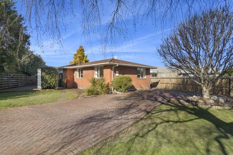 Photo of property in 42 Fovant Street, Russley, Christchurch, 8042