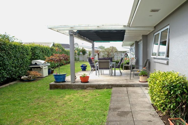 Photo of property in 19 Linklater Avenue, Bellevue, Tauranga, 3110