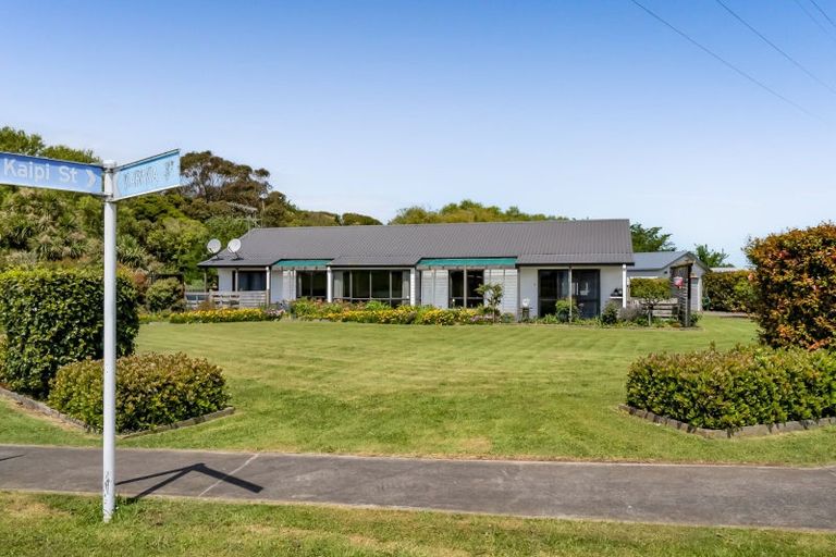 Photo of property in 2 Kaipi Street, Manaia, 4612