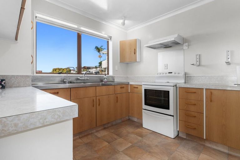 Photo of property in 17a Seaview Road, Otumoetai, Tauranga, 3110