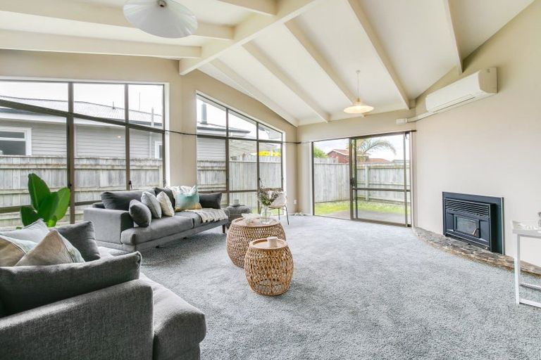Photo of property in 25 Avenue Road, Greenmeadows, Napier, 4112