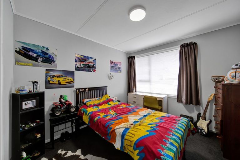 Photo of property in 147 Miranda Street, Stratford, 4332