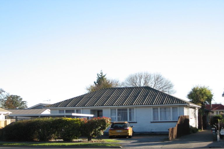 Photo of property in 197 Main Road North, Redwood, Christchurch, 8051