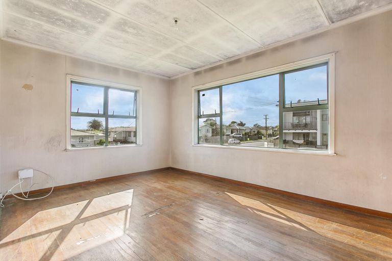 Photo of property in 32 Whitley Crescent, Otara, Auckland, 2023