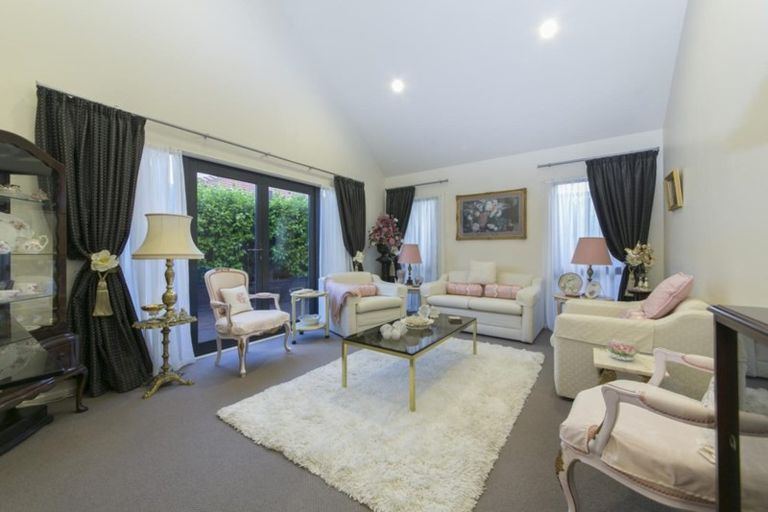 Photo of property in 37 Starlight Cove, Hobsonville, Auckland, 0618