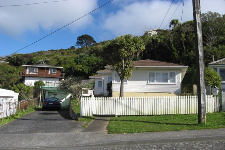 Photo of property in 35 Chamberlain Road, Karori, Wellington, 6012