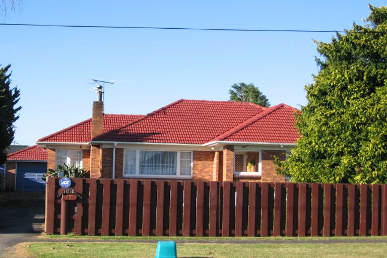 Photo of property in 29 Grove Road, Papakura, 2110