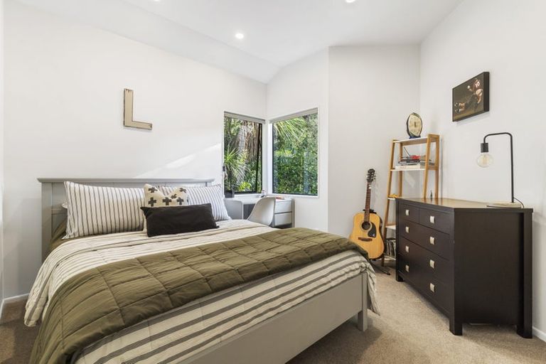 Photo of property in 116a Pah Road, Cockle Bay, Auckland, 2014