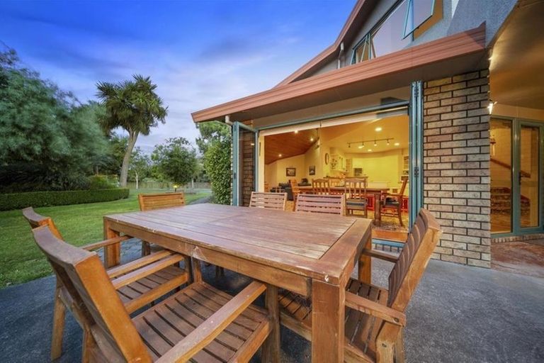 Photo of property in 173 South Road, Hawera, 4610