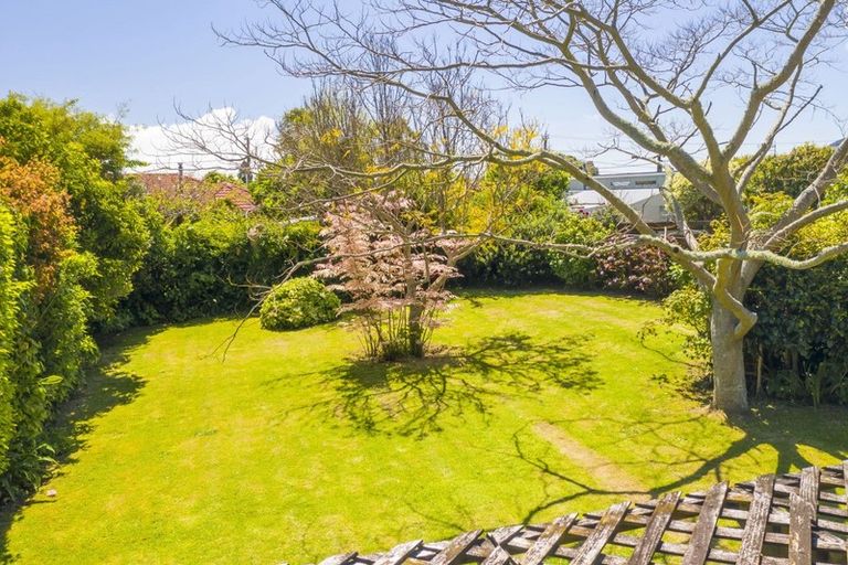 Photo of property in 87 Ngaio Road, Waikanae, 5036