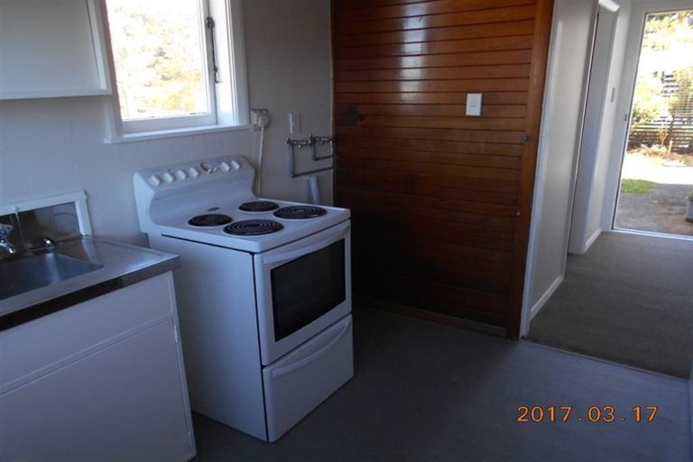 Photo of property in 18 Waipapa Terrace, Hataitai, Wellington, 6021